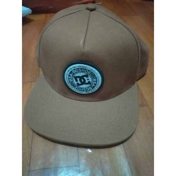 topi snapback DC original