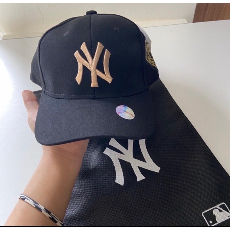 topi yankees