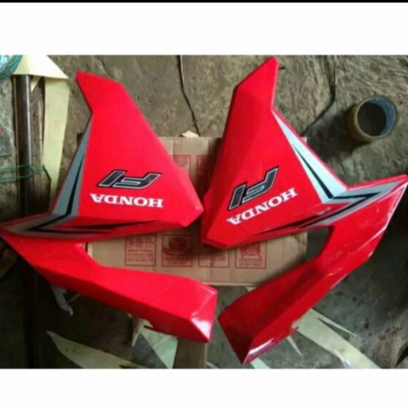 sayap samping vario 125 led 2015-2017 merah