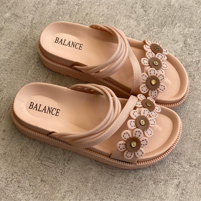 Sandal Bunga 1604