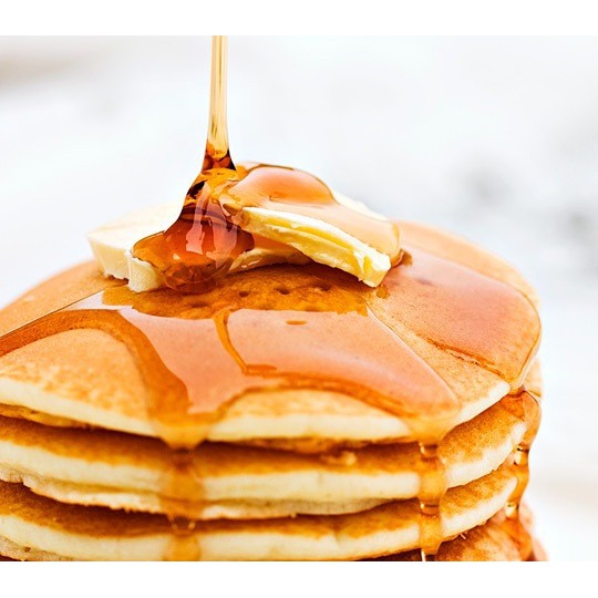 Country Kitchen Log Cabin Maple Mapple Syrup Sirup 24 oz / 710 ml