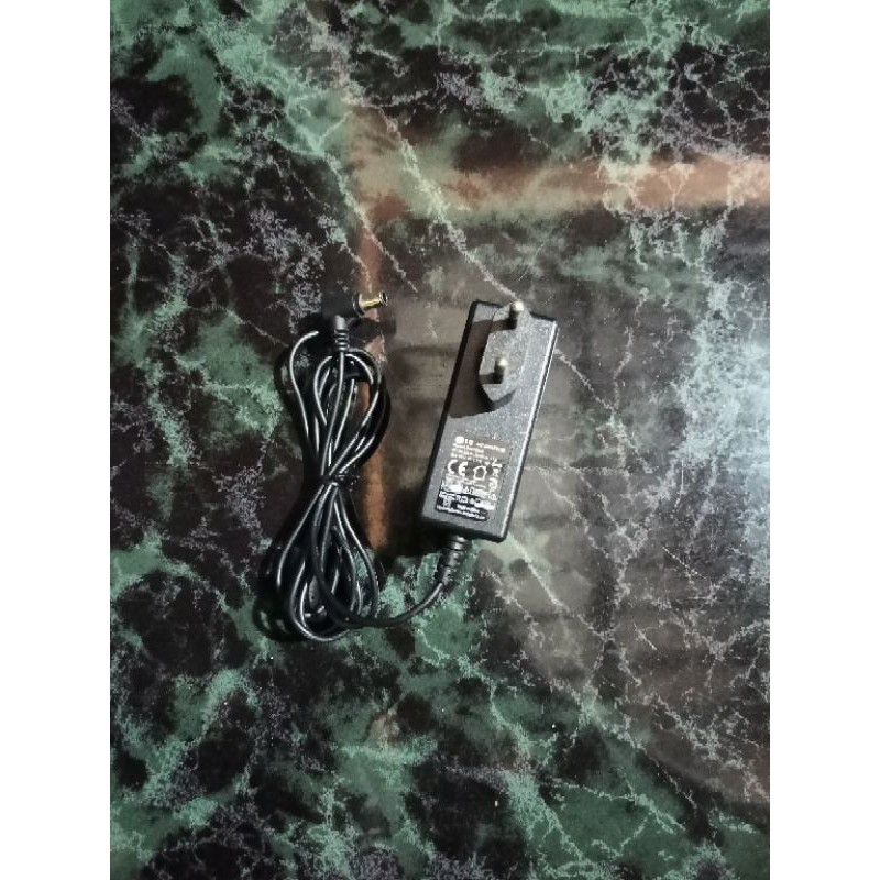 ADAPTOR TV LED LG 22LN4000 - ADAPTOR TV LED LG