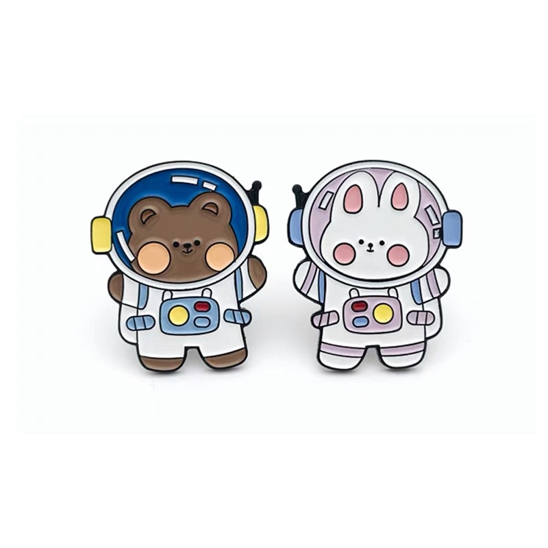 Planet astronot beruang kelinci bros cute Japanese gaya kartun beberapa alloy lencana tas aksesoris