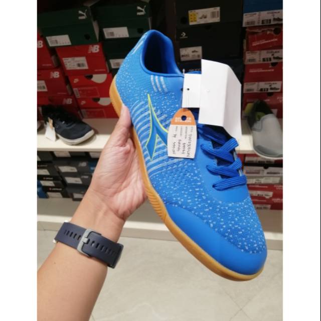 Sepatu FUTSAL DIADORA ORIGINAL SEPATU BOLA DIADORA RAFFLY ROYAL BLUE  ORI SEPATU SPORT FOOTBALL