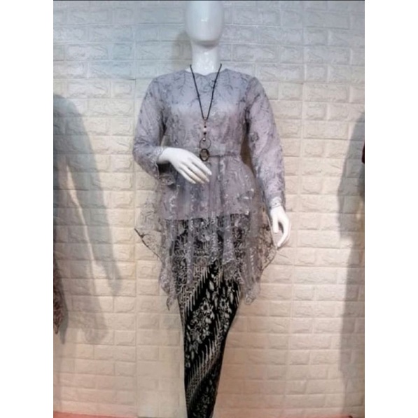 Kebaya pesta remaja terbaru// kebaya wisuda moderen///kebaya pesta terbaru/// tunik tille remaja///k