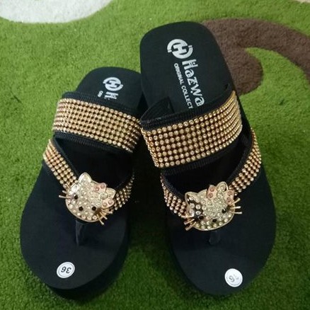 Sandal Wanita Hazwan Palang Hk Hitam TANPA HELLO KITTY