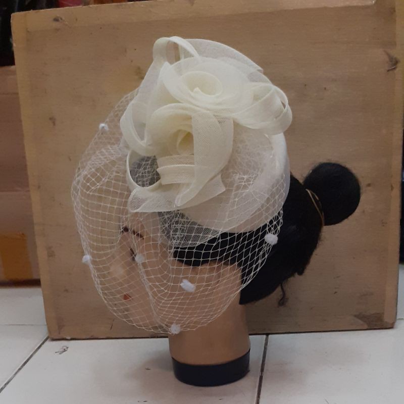 Topi Fascinator 3Bunga-Headpiece  Pesta