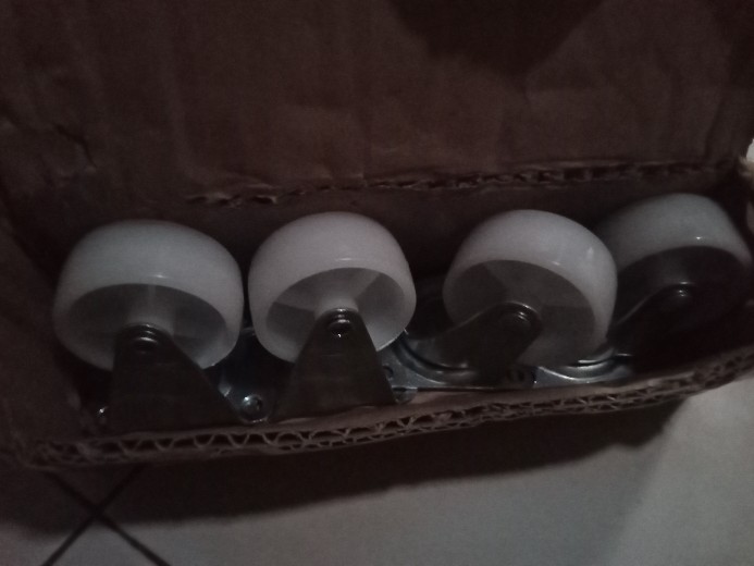 Roda Nylon Set 4 Pcs / Roda Etalase Roda Trolley / Roda Gerobak