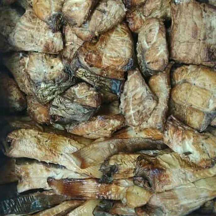 

Ikan Pari Asap - Gosend/Grab Saja