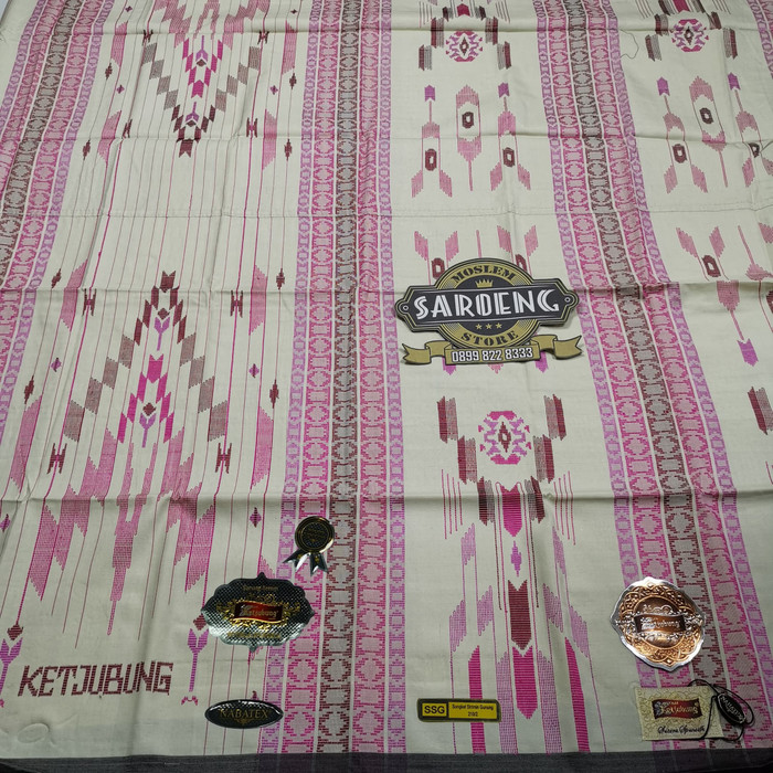 Sarung Ketjubung SSG benang 210 Putih Kombinasi Pink