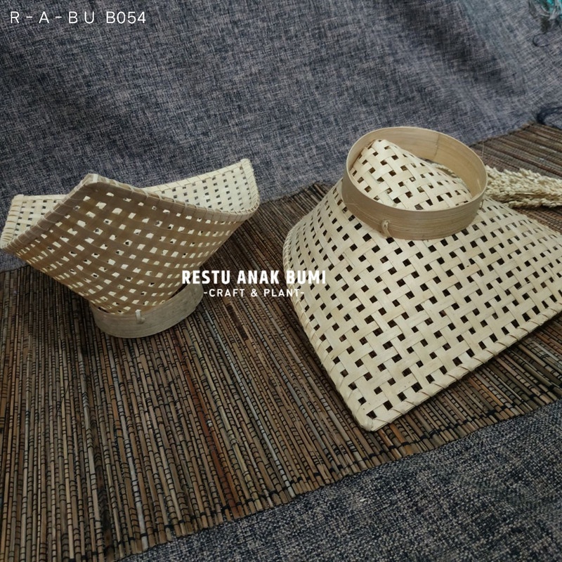 

Pincuk kaki bambu wadah nasi/keranjang/hadiah/packaging/pesta/perayaan/makanan/hantaran/pecel/souvenir/lamaran/jajanan pasar/nikah/catering/events/nasibox/homemade/restaurant/nasikotak/tumpeng