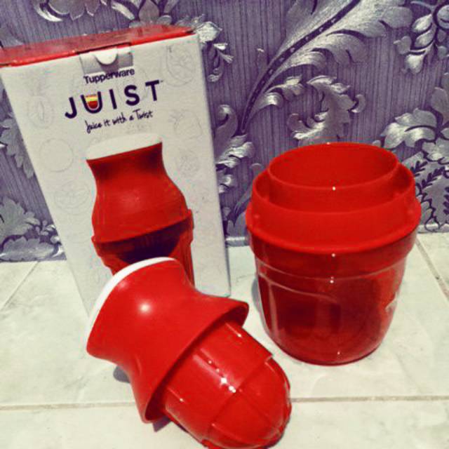 Juist Tupperware alat pembuat jus pemeras jeruk