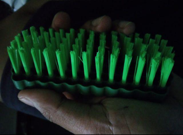 Sikat Baju / Sikat Kain / Sikat Bahan Kayu Awet