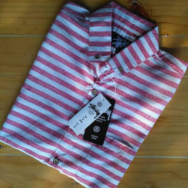 Kemeja surfing Stussy