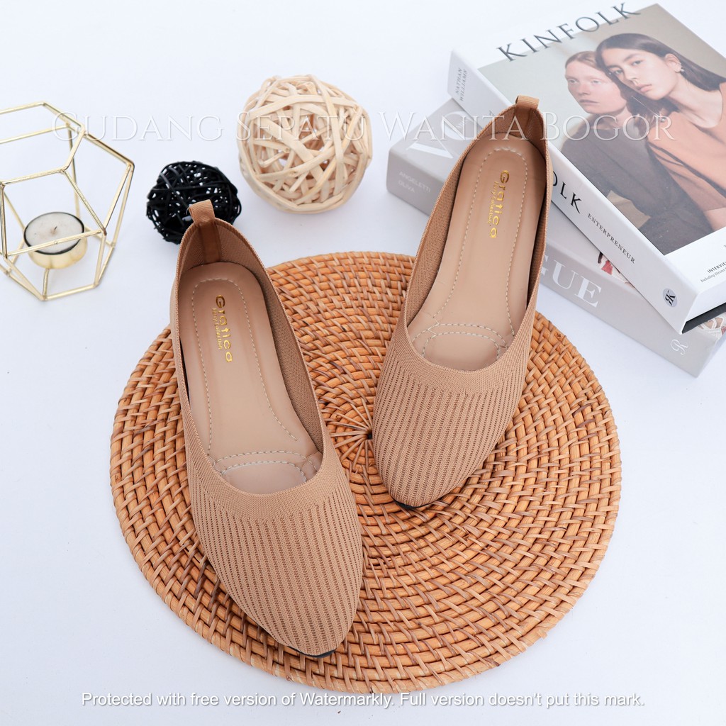 Gratica Sepatu Wanita Flat Shoes Rajut Lancip AM 72