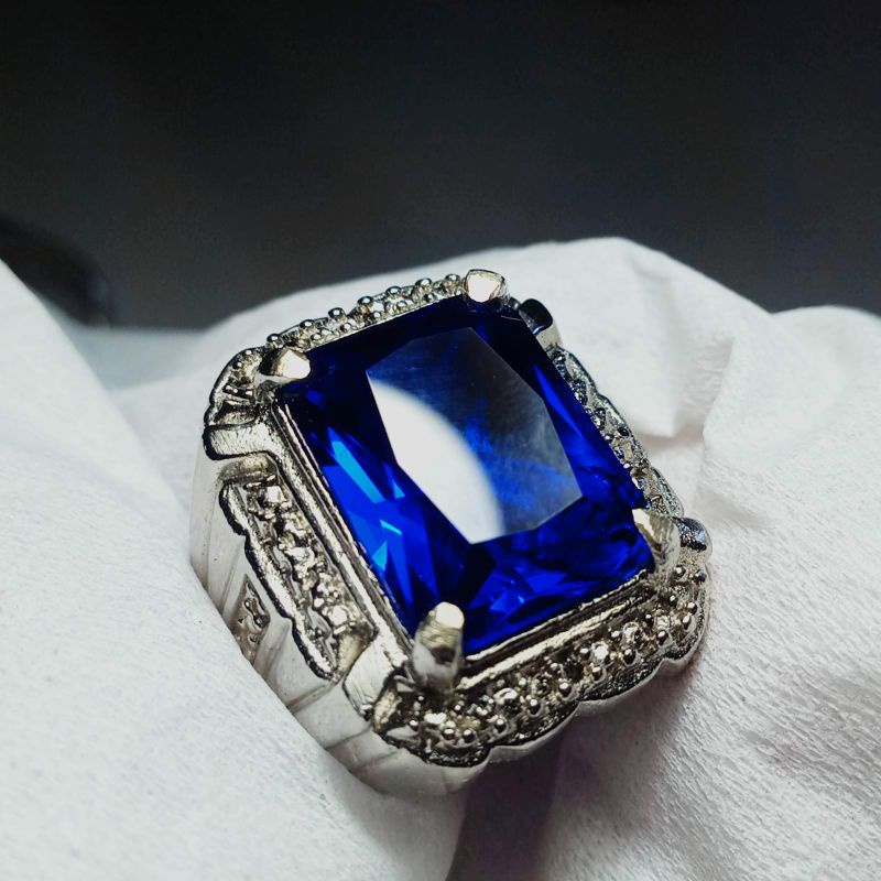 king safir kotak kristal ajib