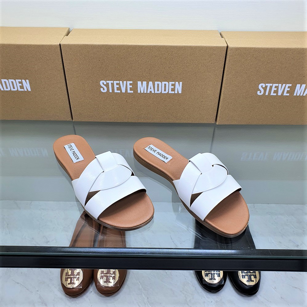 SNL - Sandal Wanita Steve Madden 415 Flat 1,5cm