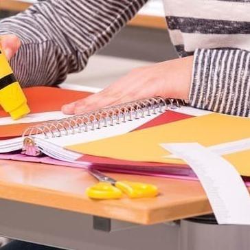 

♡ UHU All Purpose Twist and Glue 35 ml ❄