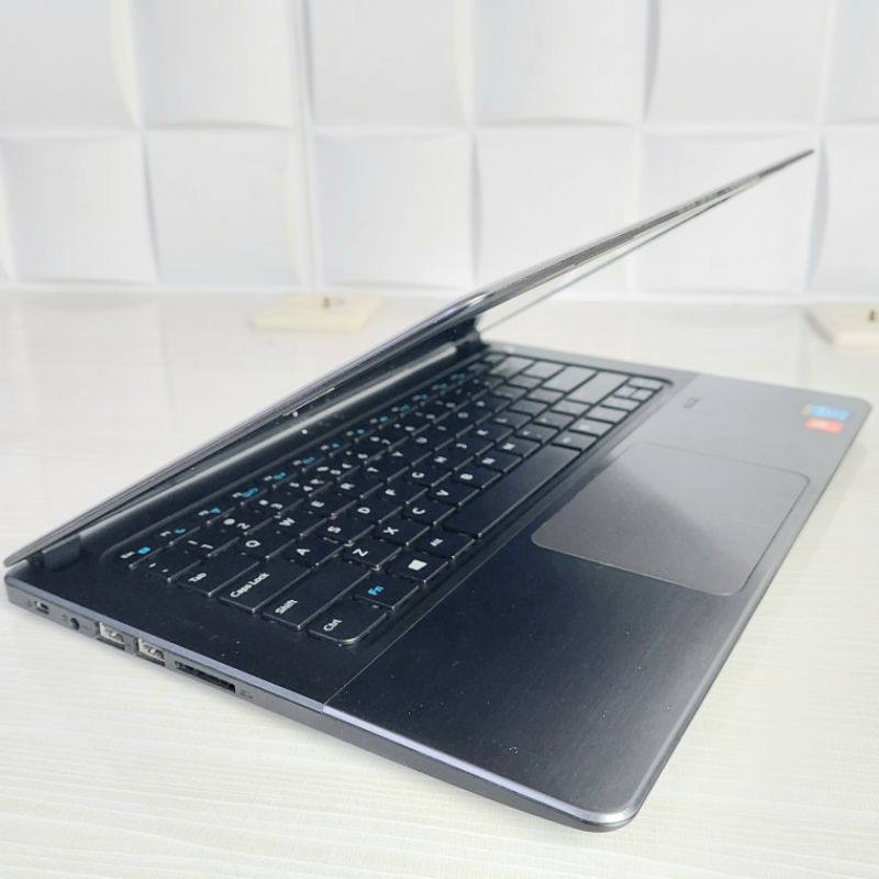 Laptop DELL Vostro 5470 |Core  i3 gen 4 |Ram 4Gb |Hdd 500Gb