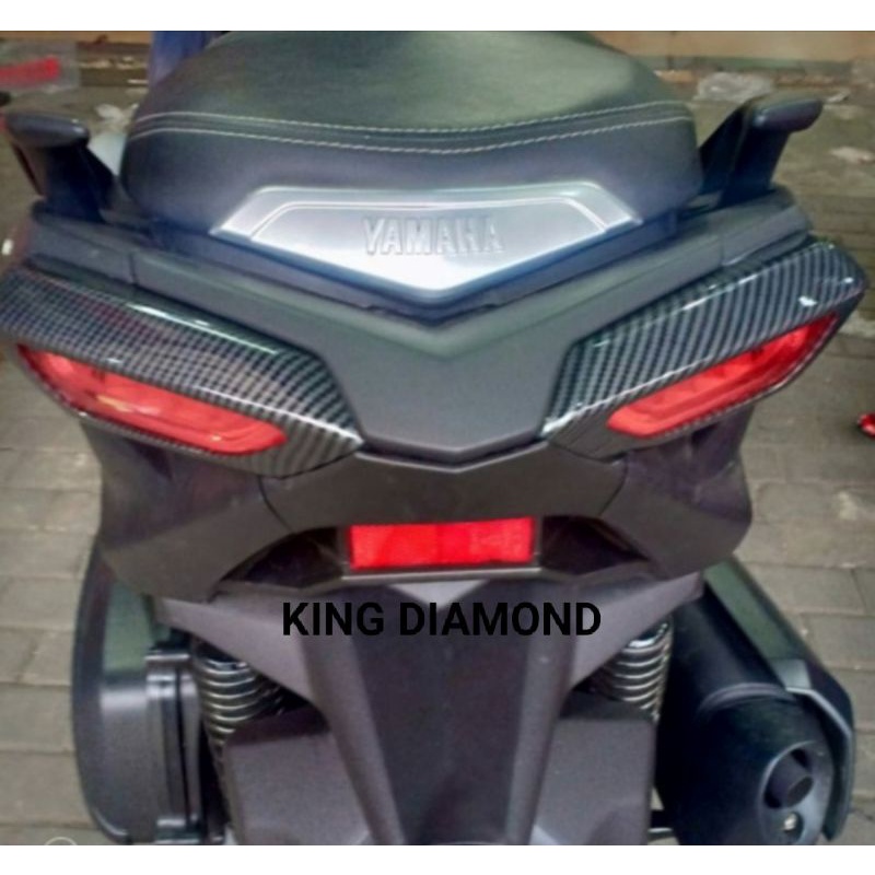 Tutup cover lampu stop Rem + tutup cover sein Yamaha Xmax- 250 MHR Best