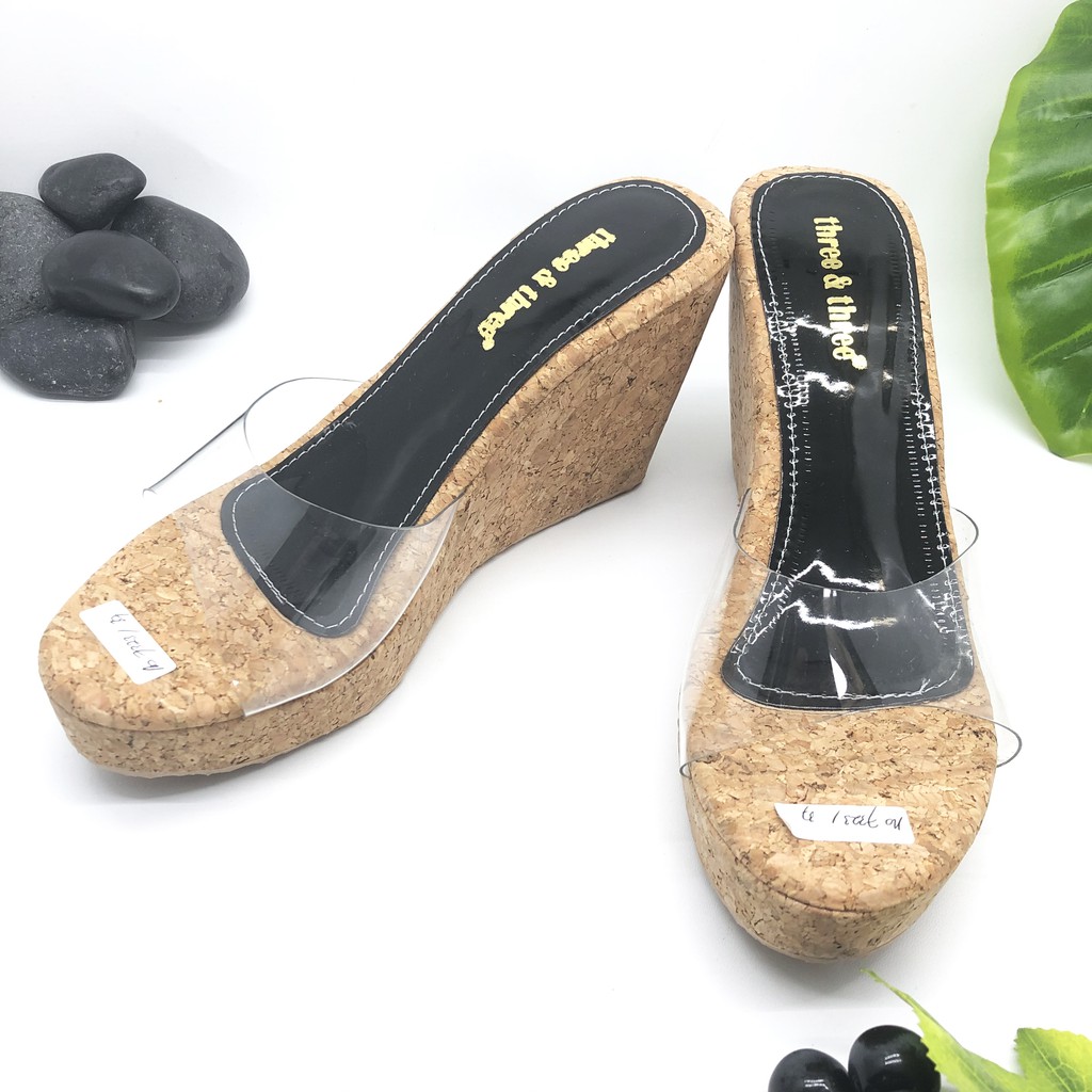 Sendal Wedges Three &amp; Three / Wedges Sandal 7323