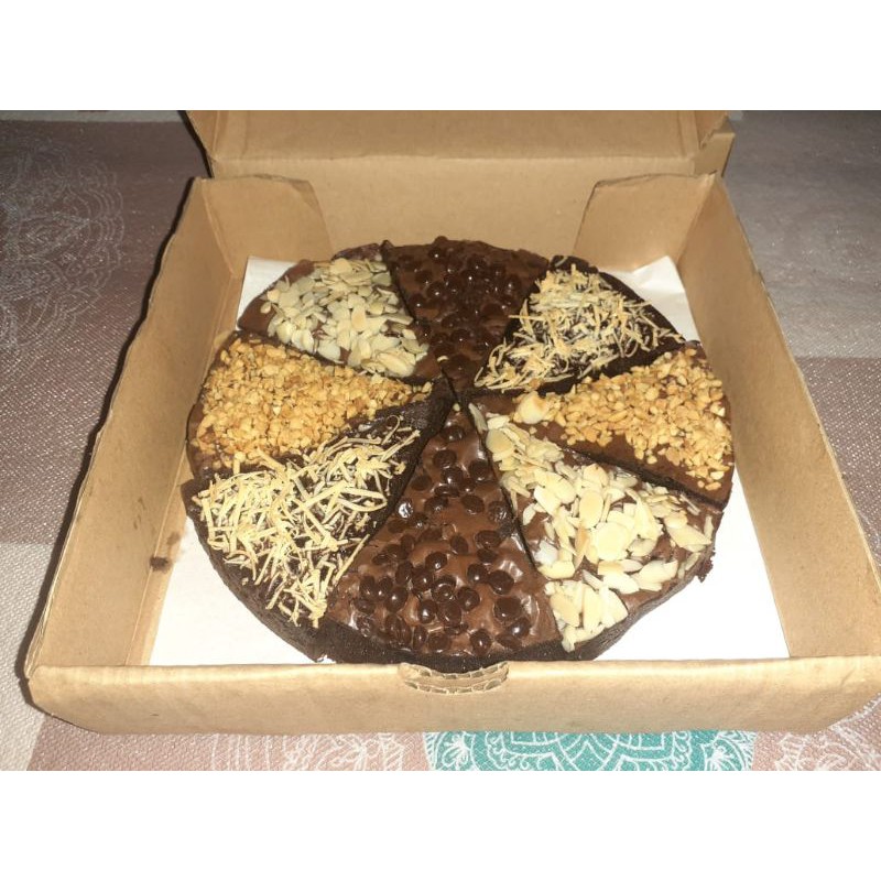 

Brownies Pizza 8 Potong