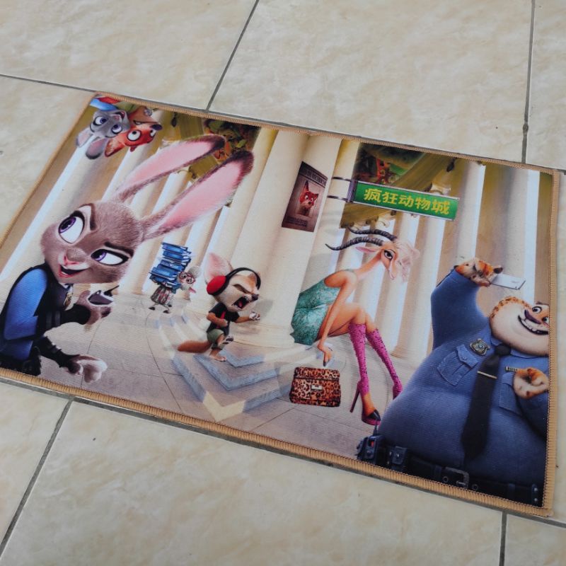 KESET LANTAI ANTI SLIP