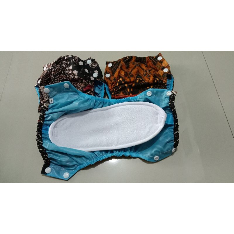 DIAPER KAIN / CLODI MURAH / POPOK KAIN MURAH model celana inner menyatu dengan celana/ paket hemat 3 pcs