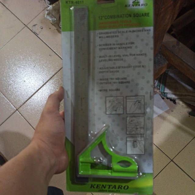 

(B2T)Penggaris Siku Kombinasi Sudut Waterpas Tukang 12 Inch