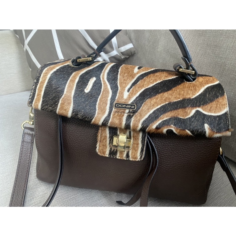 preloved donini roma zebra