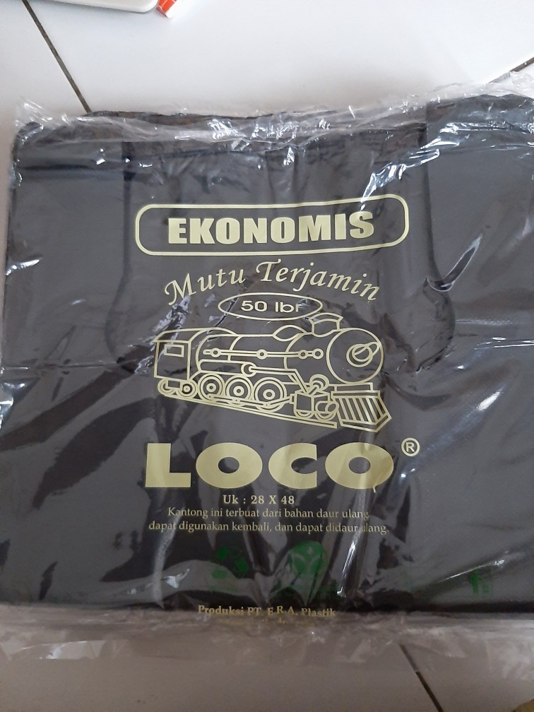 Kantong Plastik Kresek Hitam Loco 28x48cm