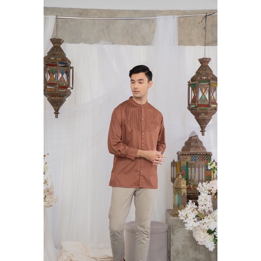 LACE SUMBA SERIES (BROWN) RAYA COLLECTION