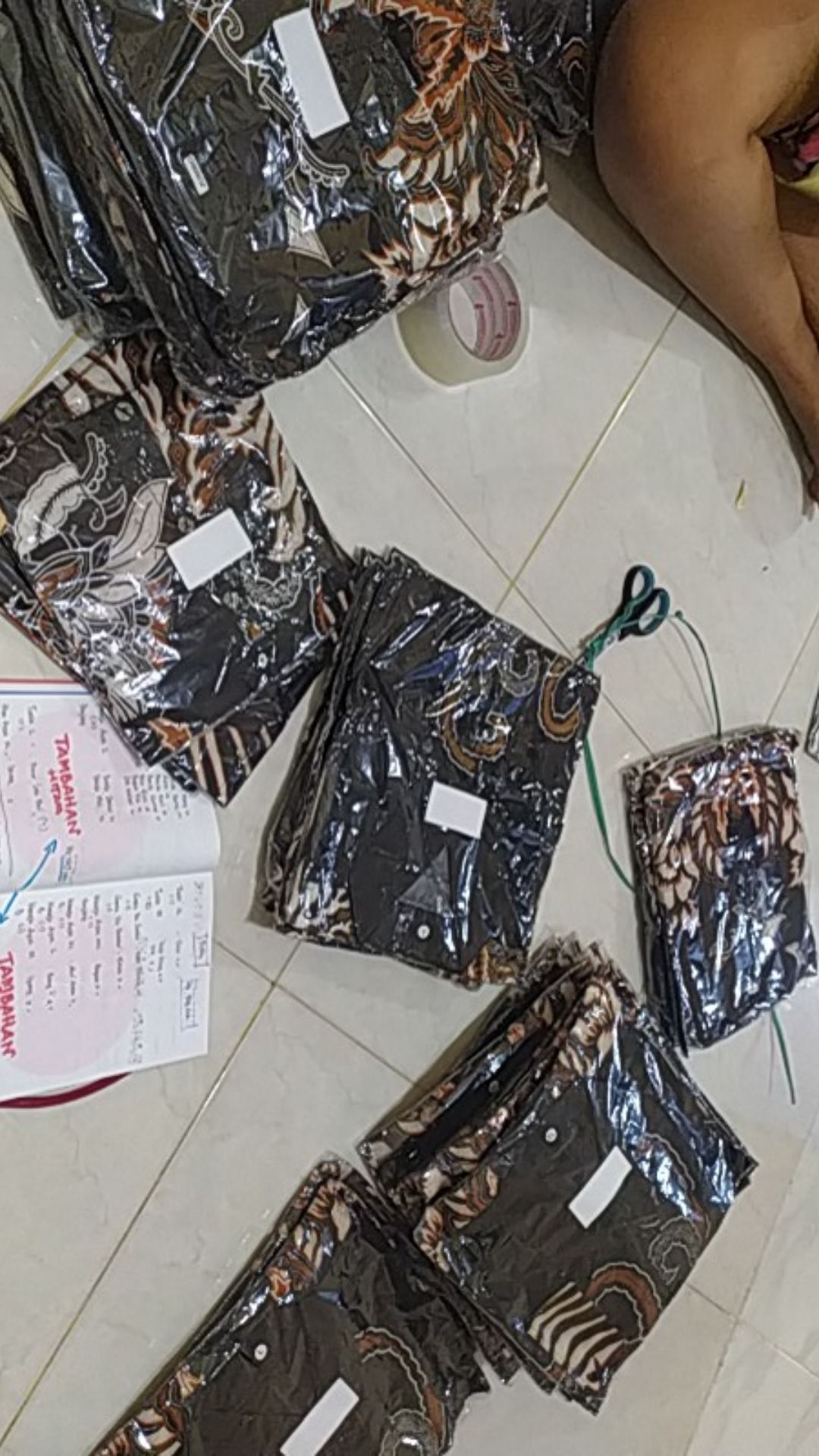 Batik Couple Keluarga Sania Ruffle Ori Ndoro Jowi Dnt Motif Ayam