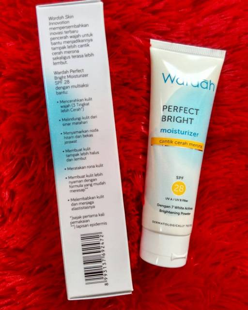 Wardah PERFECT BRIGHT Bright+Oil Control Moisturizer SPF 30 PA+++ 20ML