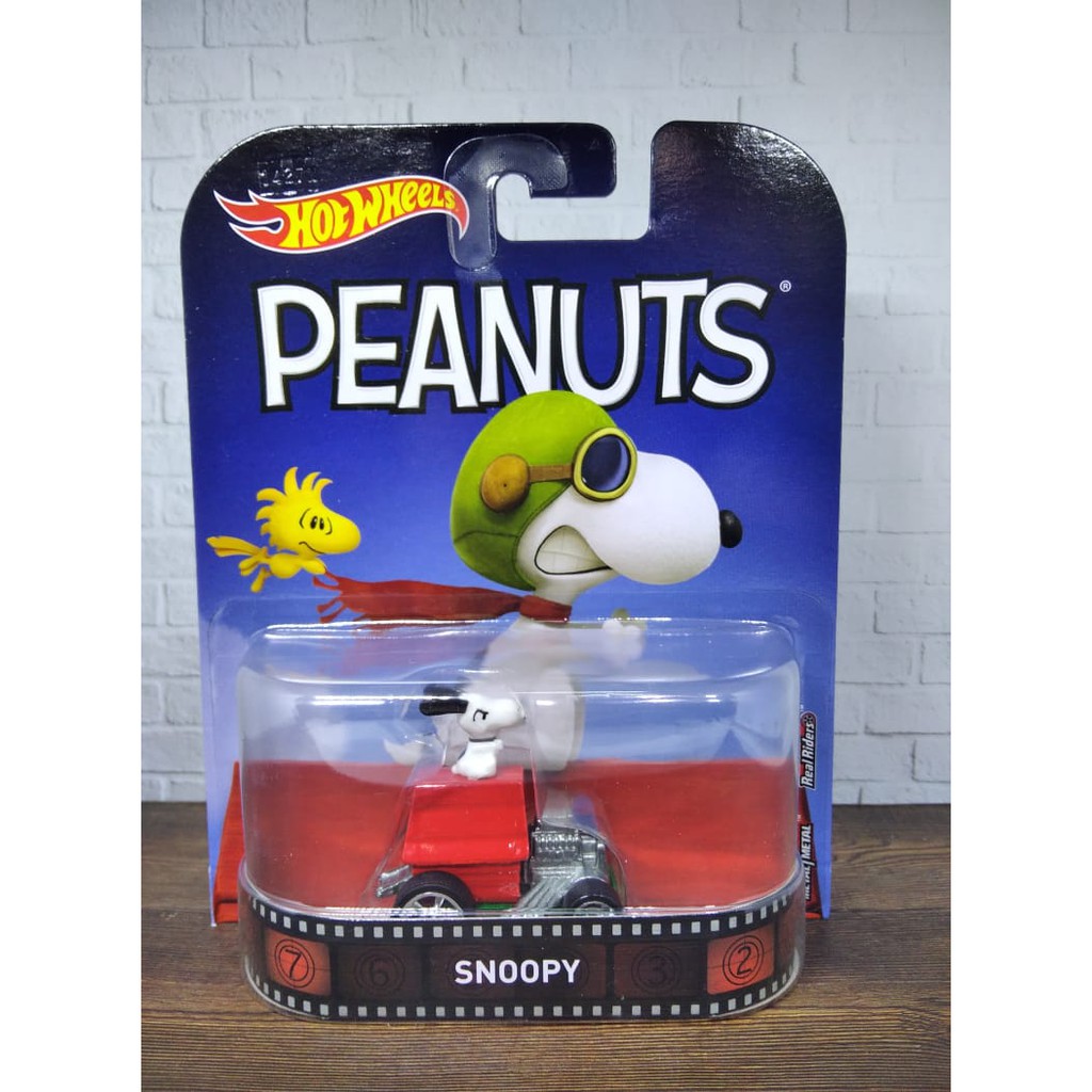 Jual Hot Wheels Peanuts Snoopy HW Hotwheels Movie Entertainment Diecast