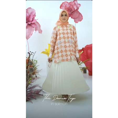 Ready Daria Top Buttonscarves x Riamiranda - Size S - Limited Edition