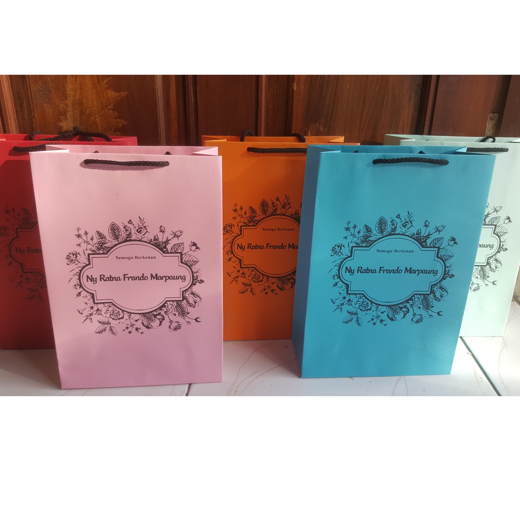 

paperbag warna UkP15xL6xT22 cm, Sablon 1 sisi 1 warna, tas kertas, butik, souvenir, skincare