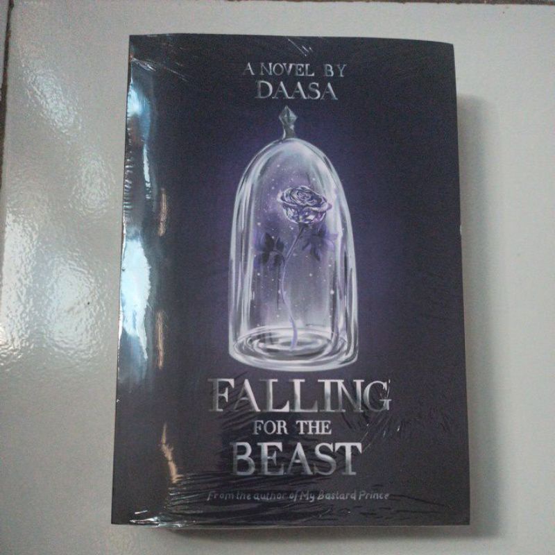 Falling For The Beast by Daasa