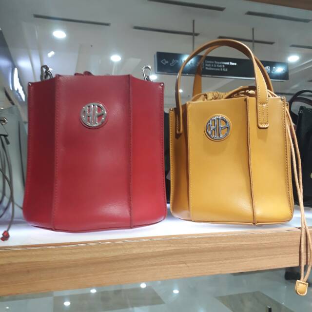 Tas hush puppies adley