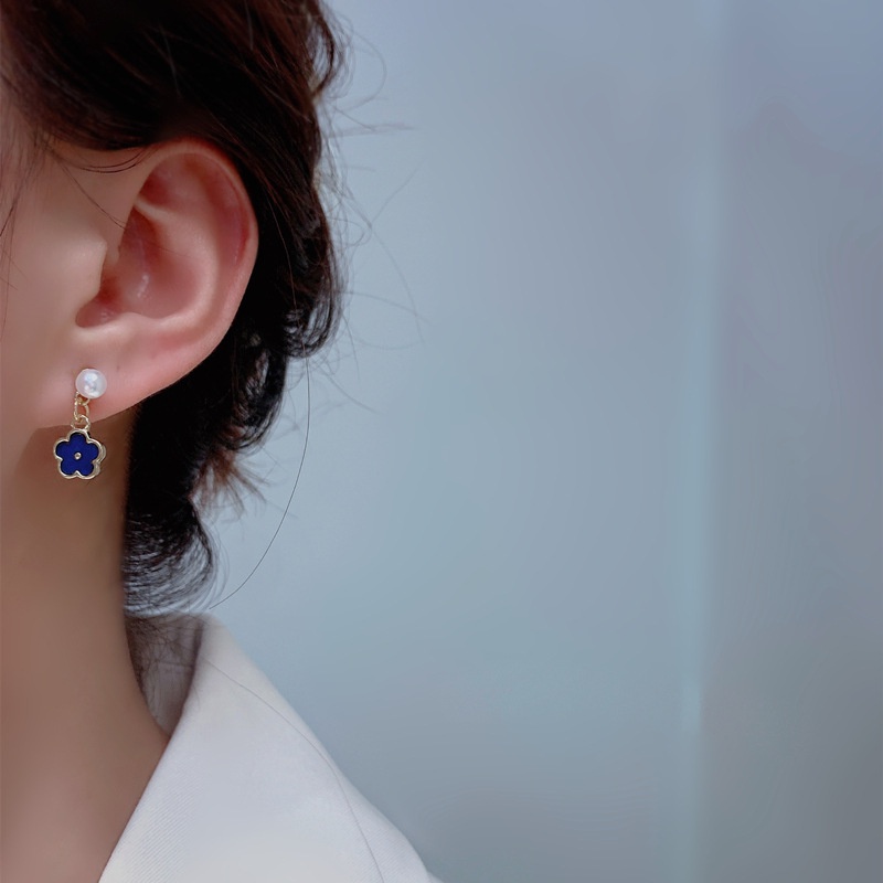 Anting Tusuk Motif Bunga Lucu Hias Mutiara Imitasi Untuk Wanita