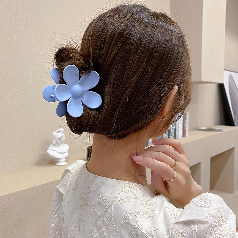 Korean Ins Flower Hair Claws Acrylic Hair Clip Girls Fashion Sweet Hairpin for Women Hair Accessories