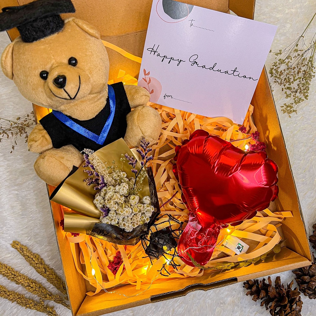 Kado Wisuda Graduation Gift Aesthetic Cowok Cewek / Hampers Graduation Wisuda Gift Aesthetic Cowok C