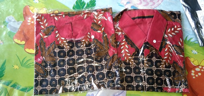 Couple Batik Merah Senopati