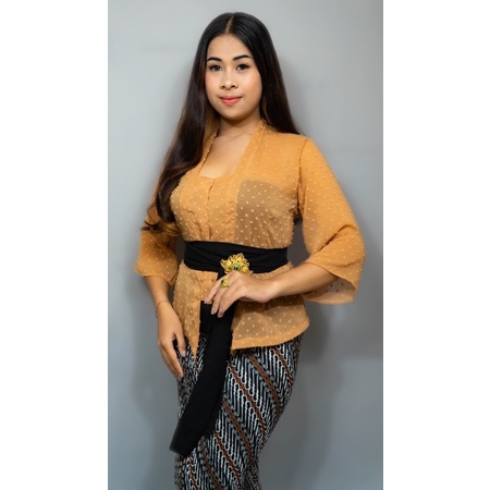 (Kebaya Saja) Kebaya bali sifon dot rubia lengan lonceng-Skin