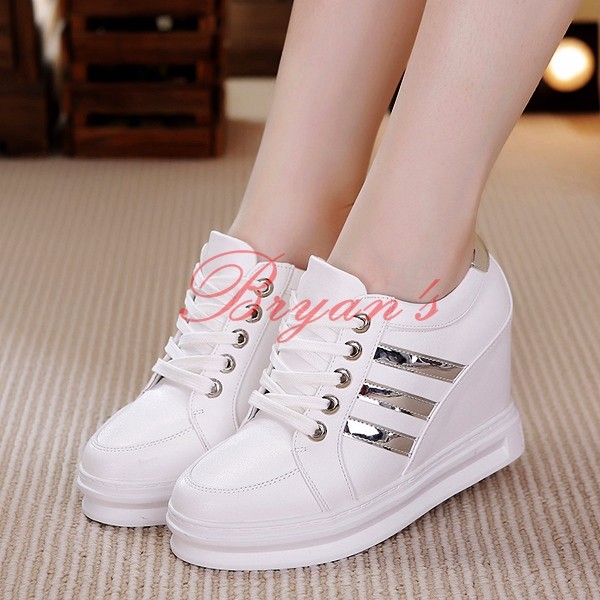 BOOT ADIDAS 06 PUTIH