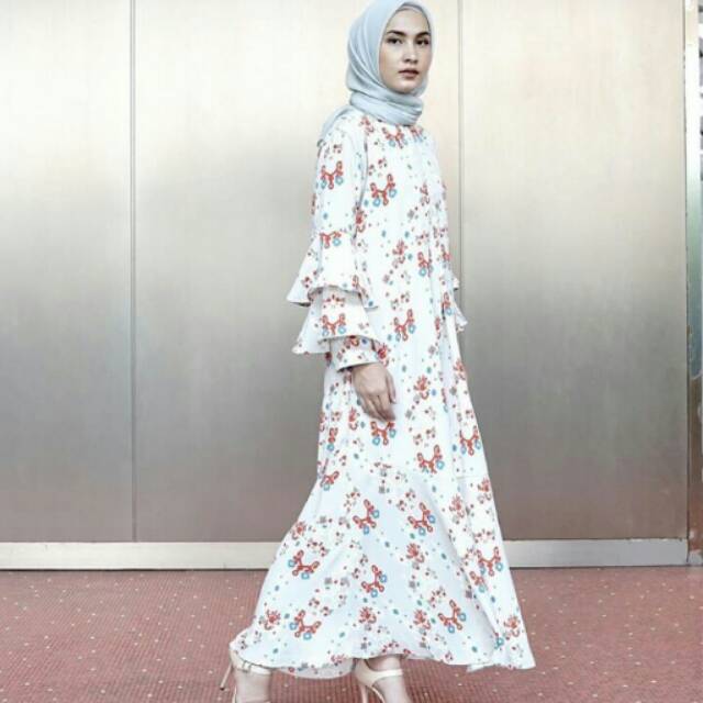 Alisha dress cream by wearing klamby