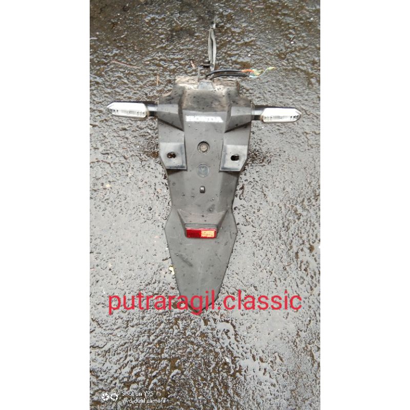 SELEBOR SEPAKBOR BELAKANG HONDA NEW CB 150 LED ORIGINAL COPOTAN + RETING KANAN KIRI