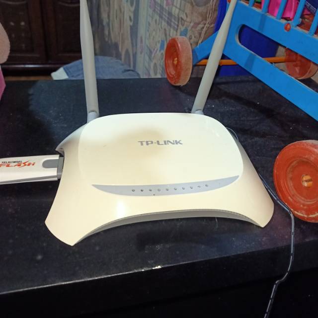 TP-LINK 2340 + MODEM USB