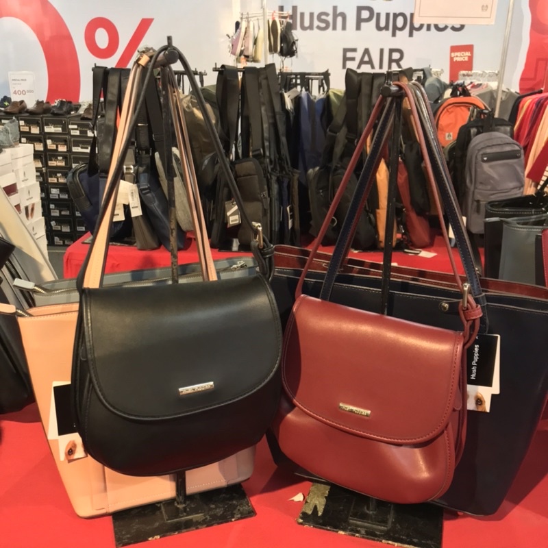 Tas Cewek | Sling Bag Hush Puppies