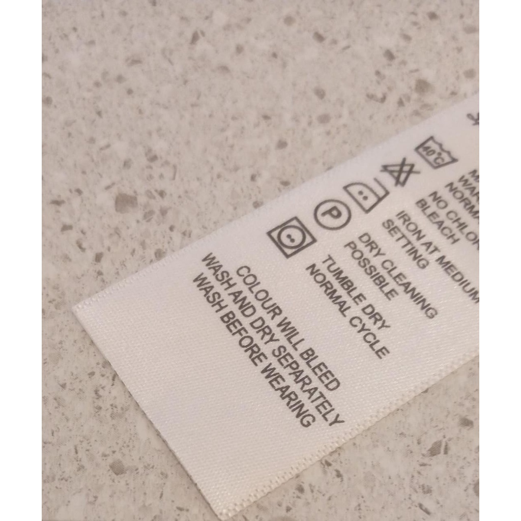 ( 1.800Pcs) Satin Printing Rajut  Bahan Tebal Single Face Saten Logo Label Pakaian bukan Woven Nilon